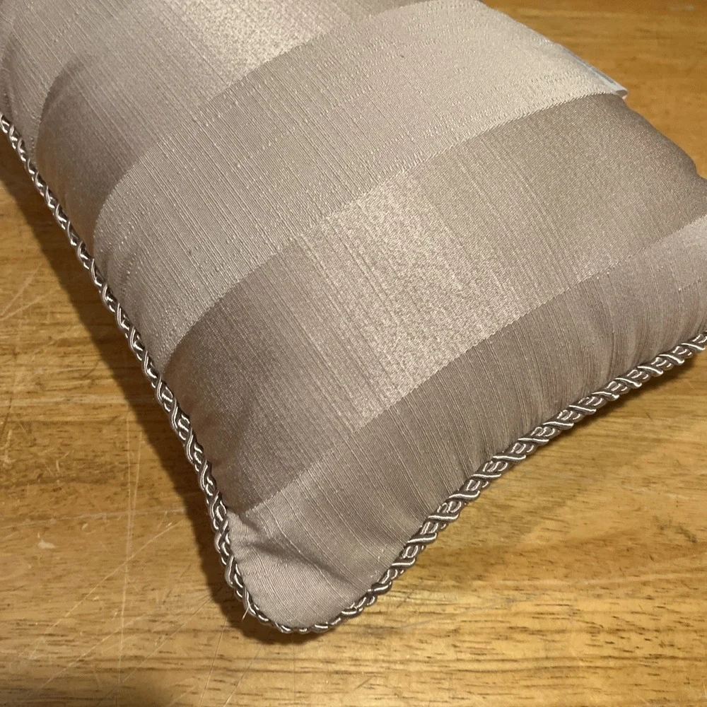Vintage Croscill Cotswold Pillow‎ Lumbar Pink FCream Floral 20x11